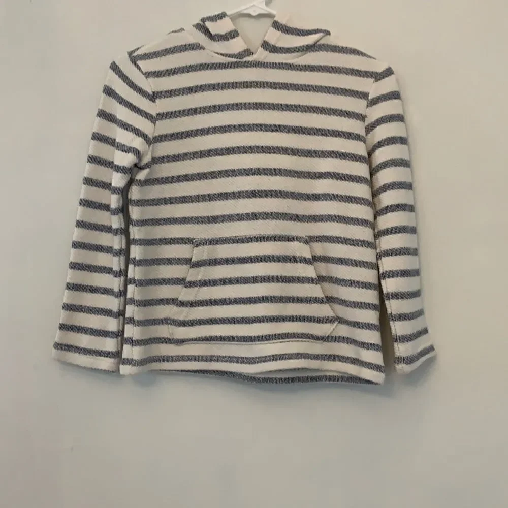 3/$30 Old Navy boy’s striped blue and cream hooded pullover . Size M (8)
